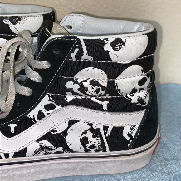 vans skull high tops